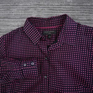 Banana Republic Non-Iron Button Up Shirt Womens 8 Navy Pink Geometric Square S